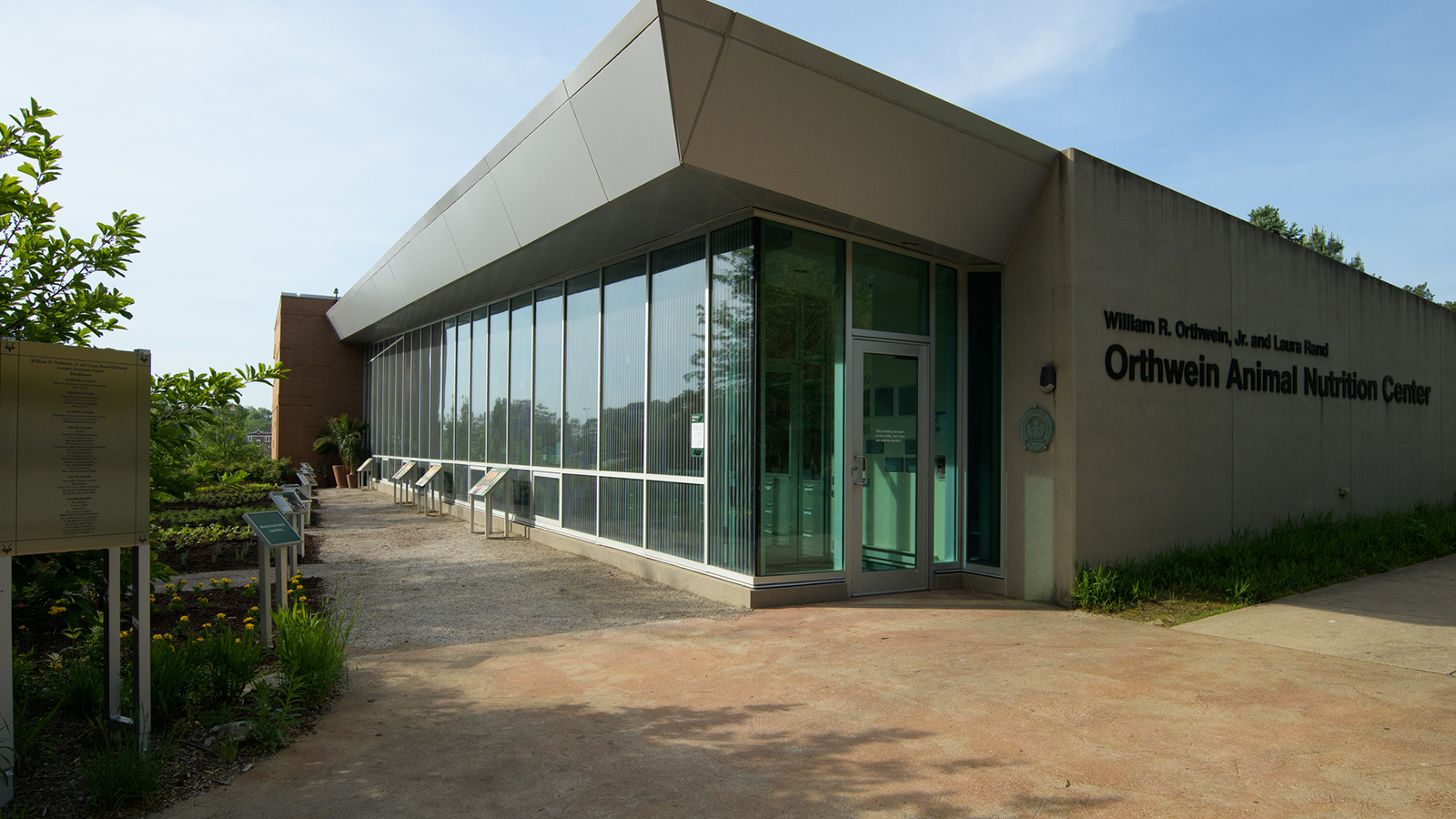 Animal Nutrition Center